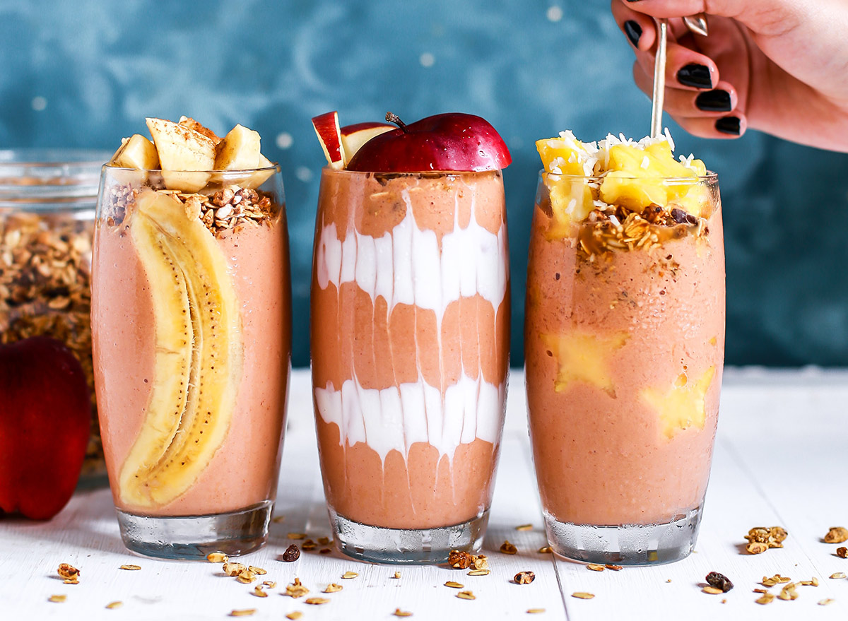 healthy smoothies with fruit and toppings