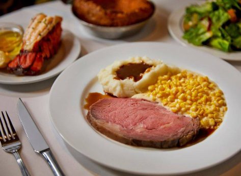 5 Steakhouse Chains With the Best Prime Rib and Creamed Corn