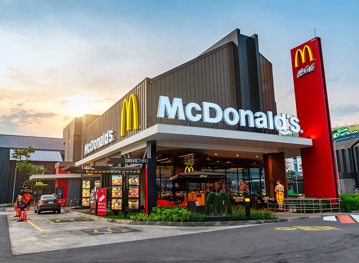 mcdonalds exterior and drive thru