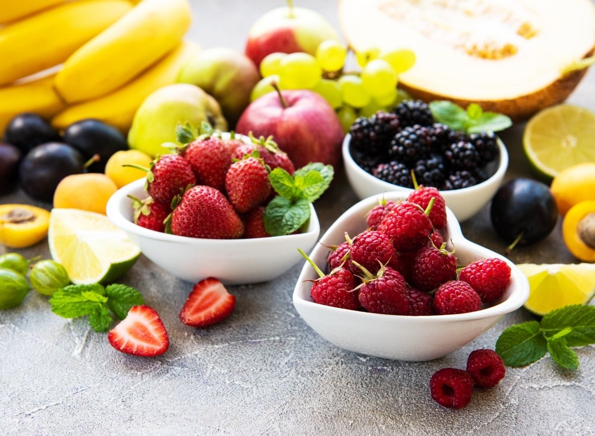 Eating fresh fruits daily may reduce your risk of cardiovascular death