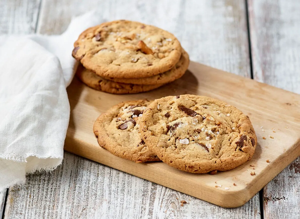 kitchen sink cookie panera description