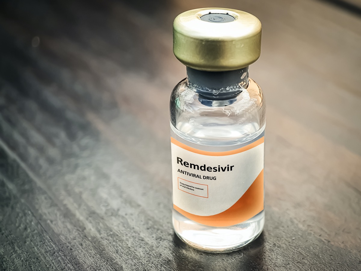 Medical bottle with remdesivir