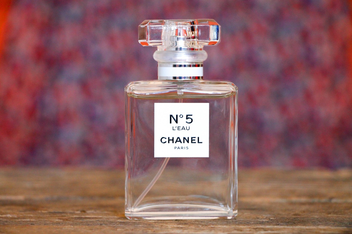 Perfume Chanel No. 5 