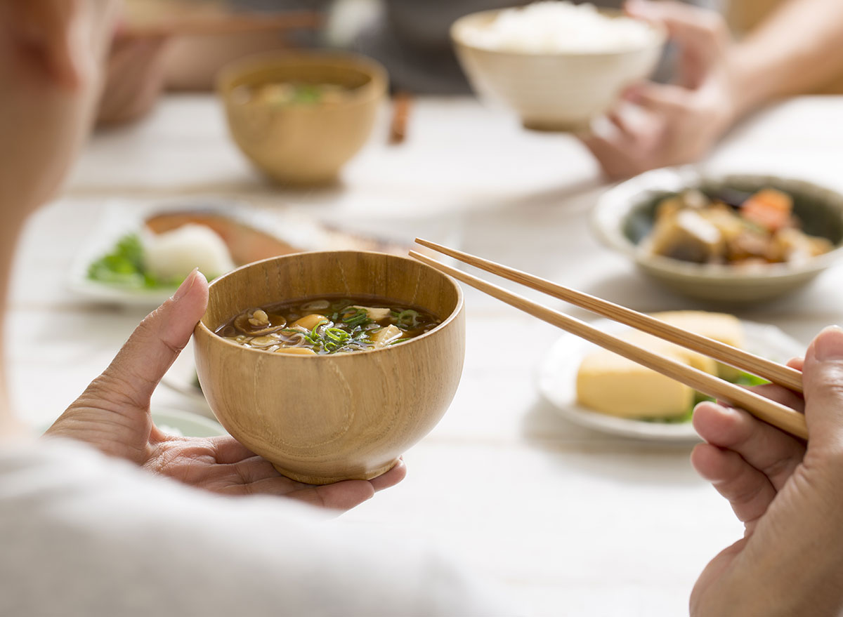 9 Tips That Don't Work for Weight Loss, Say Dietitians — Eat This Not That