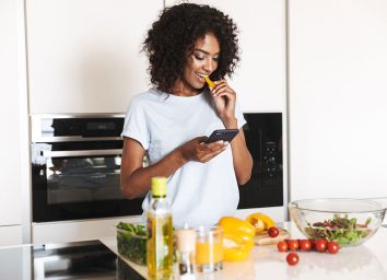 snacking while cooking