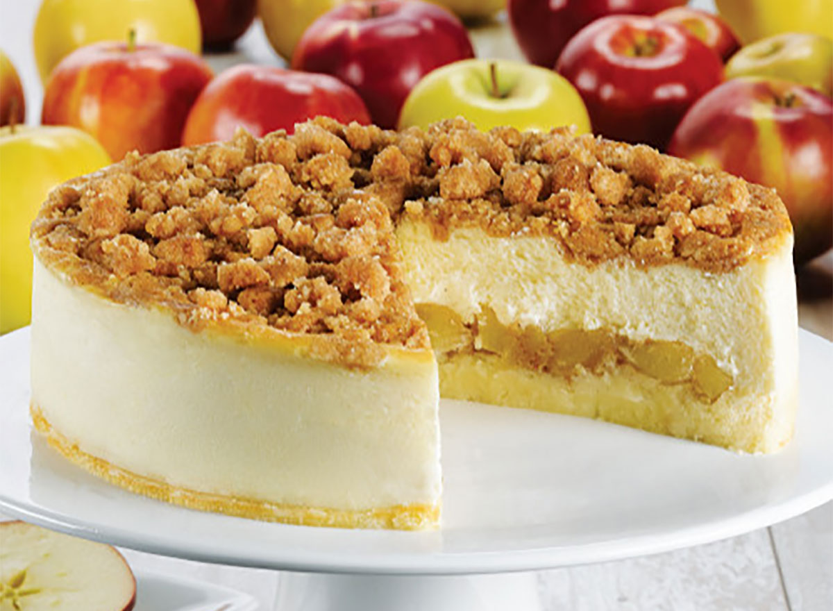 juniors apple crumb cheesecake