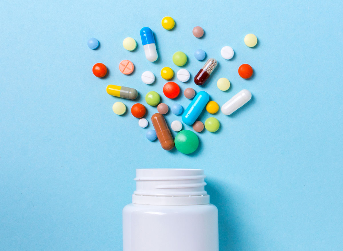 Dangerous Things That Can Happen If You Take a Multivitamin Every Day