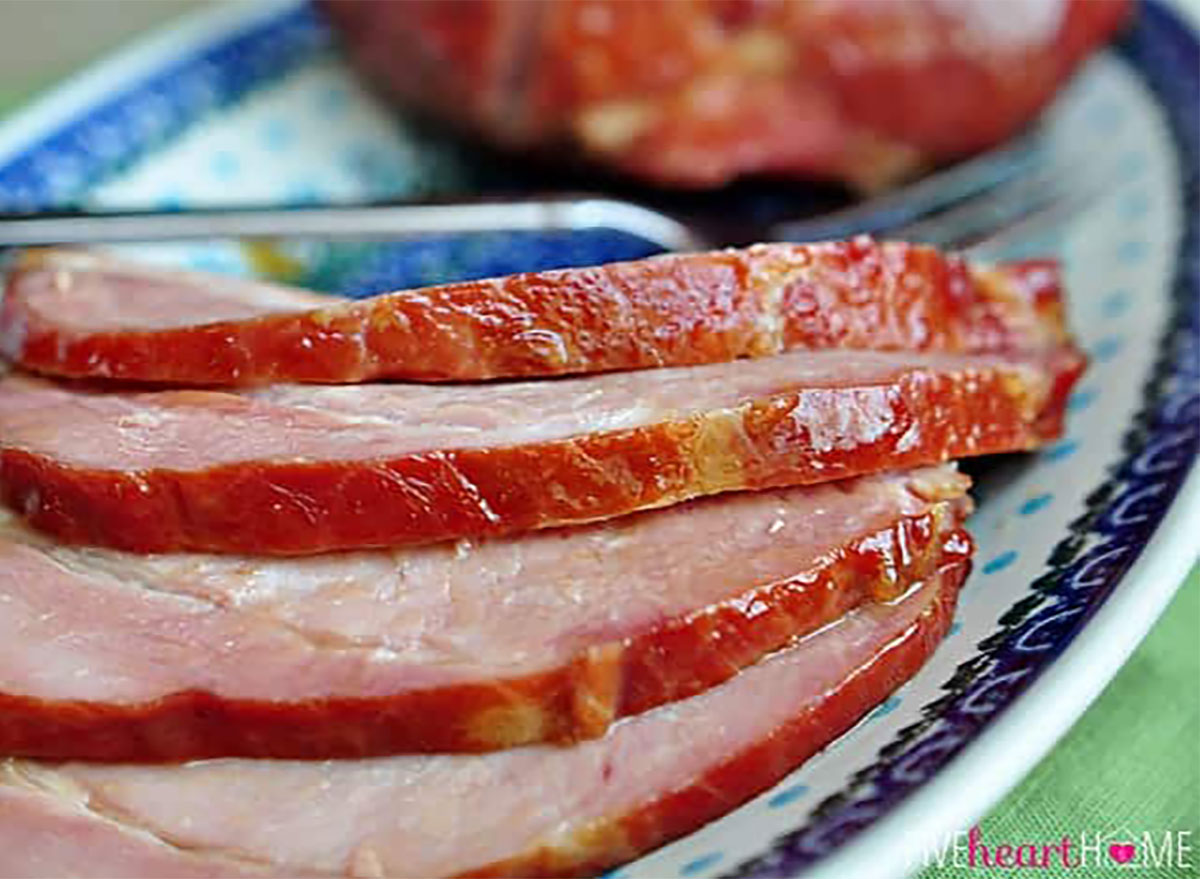 sliced glazed ham