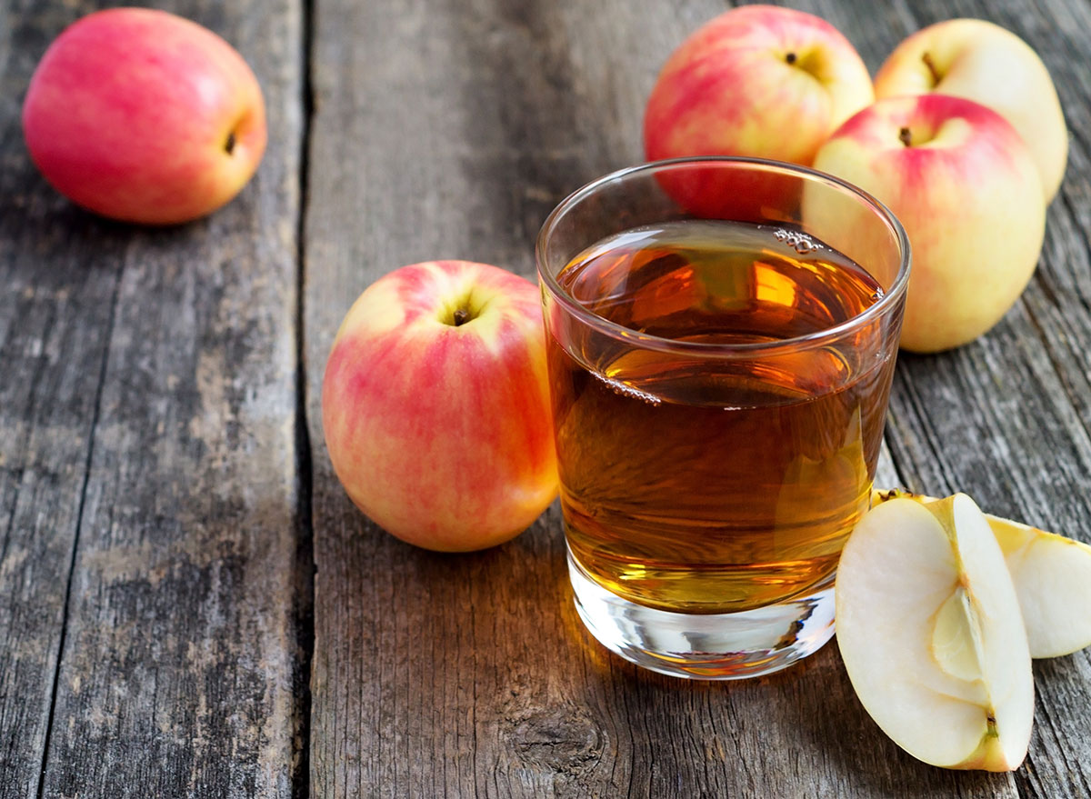 What Happens to Your Body When You Drink Apple Juice