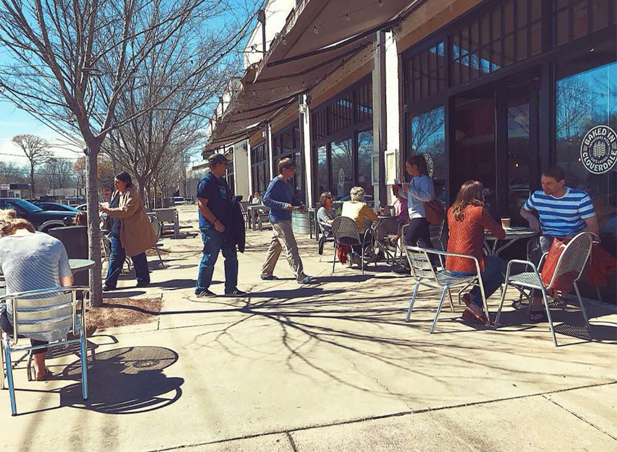 outdoor seating at cafe louisa in alabama