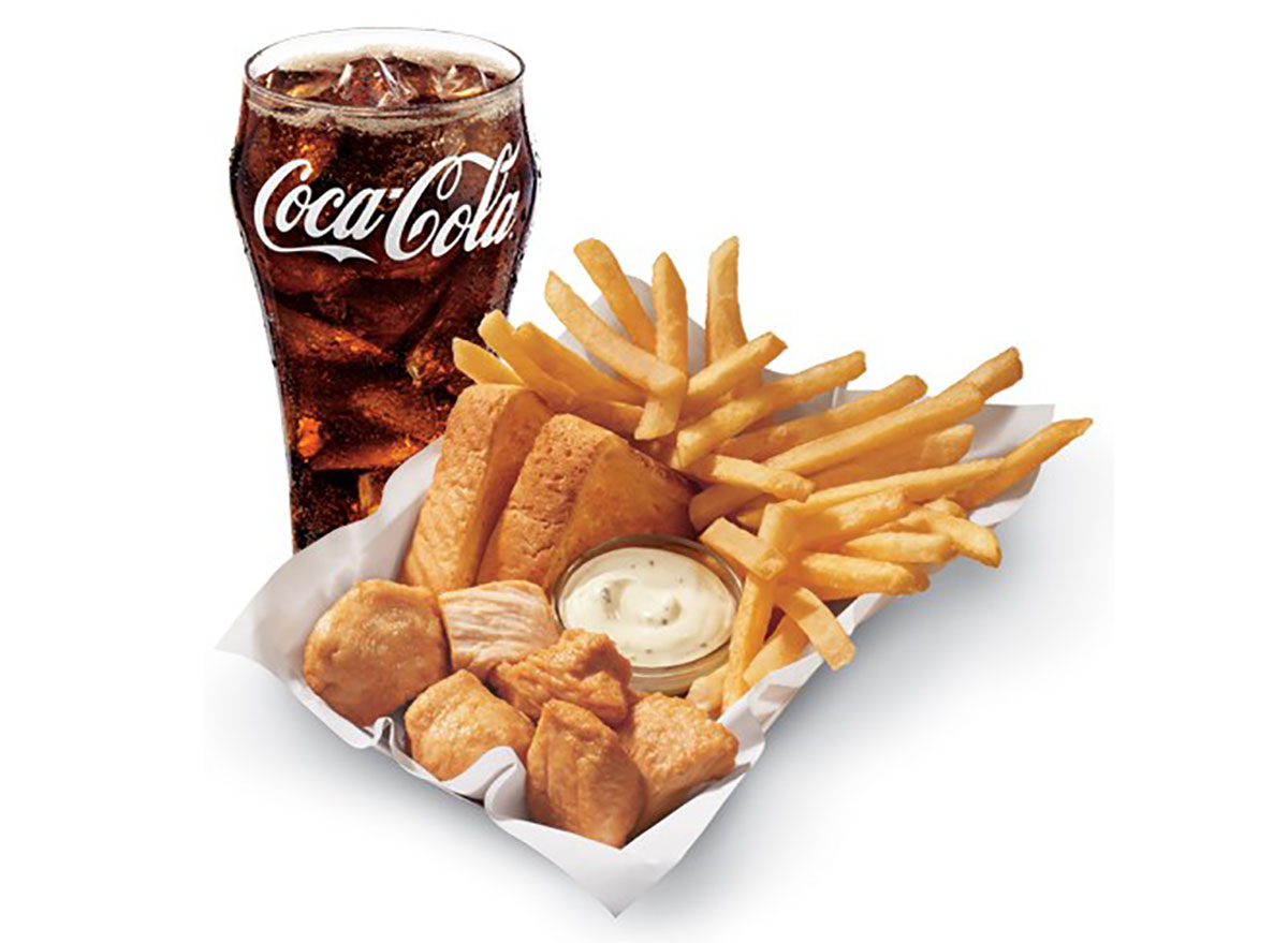 dairy queen rotisserie chicken bites basket with fries and coke