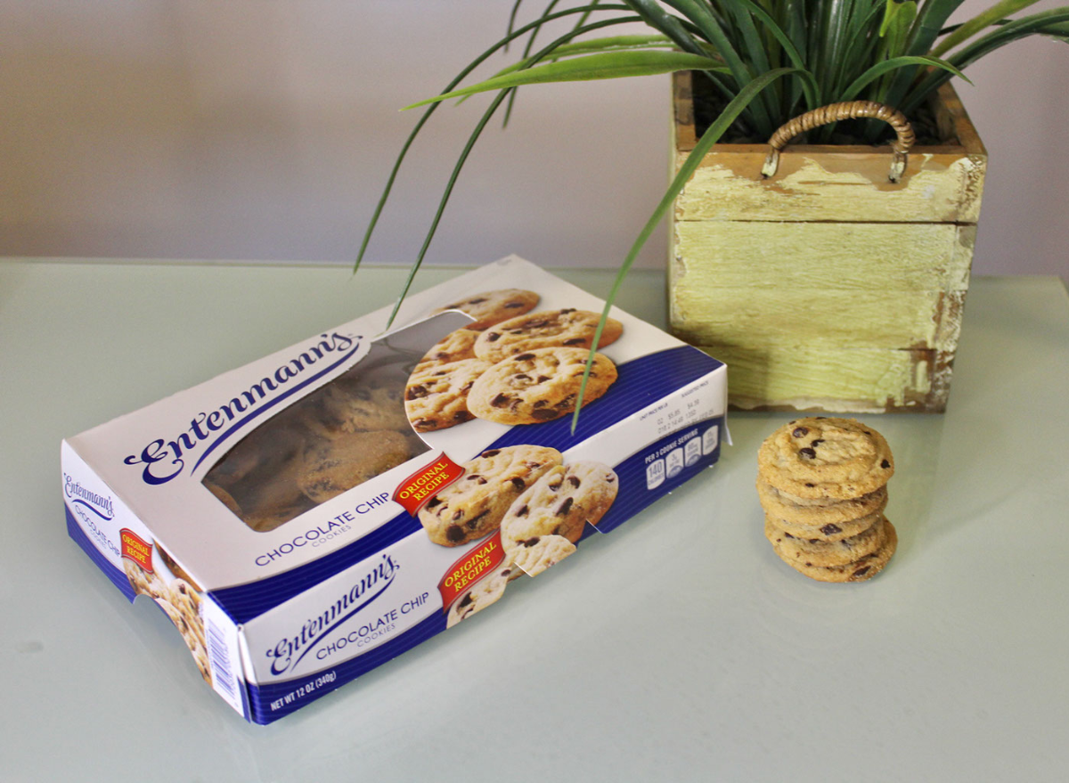 entenmanns chocolate chip cookies bag