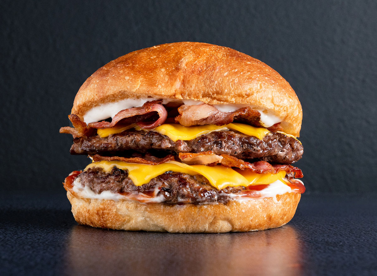 fast food bacon cheeseburger