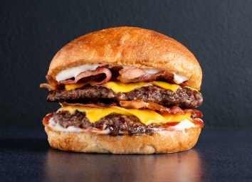 fast food bacon cheeseburger