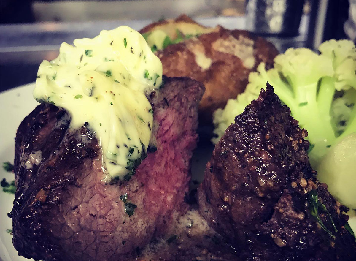 steak with garlic butter