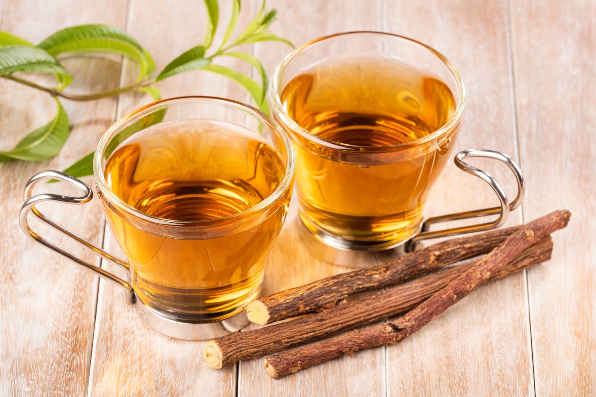 two clear cups of licorice tea