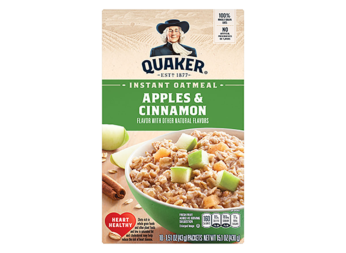 box of quaker apples and cinnamon instant oatmeal