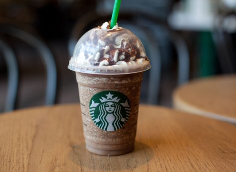 10 Worst Starbucks Drinks, Say Dietitians