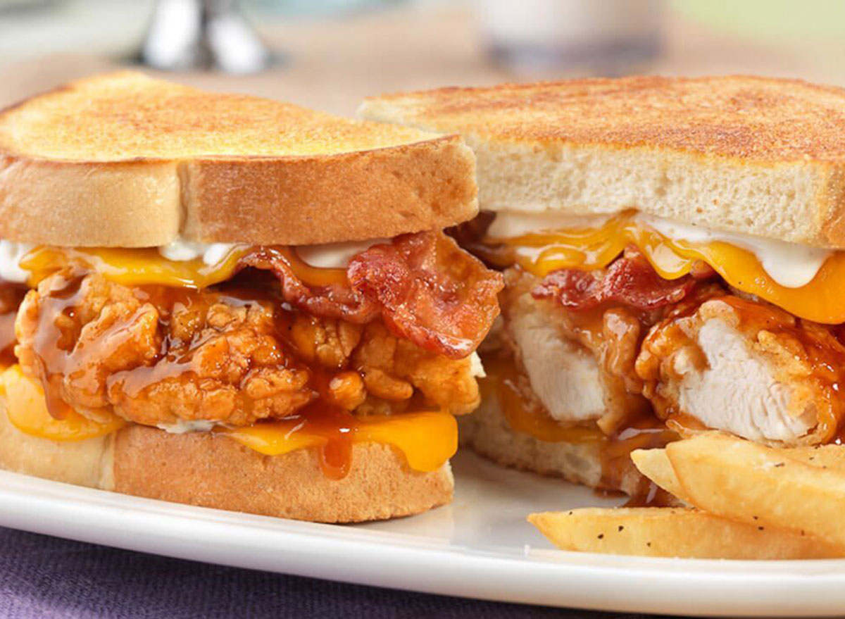 friendlys hot honey sandwich