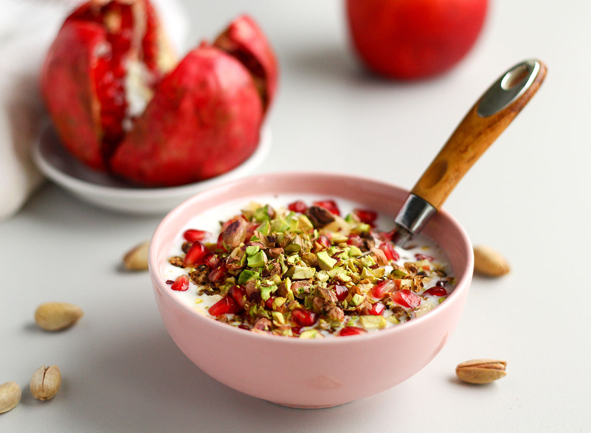 What Happens to Your Body When You Eat Pistachios — Eat This Not That