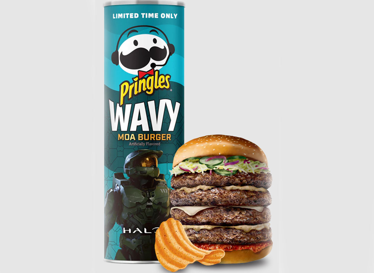 pringles wavy moa burger