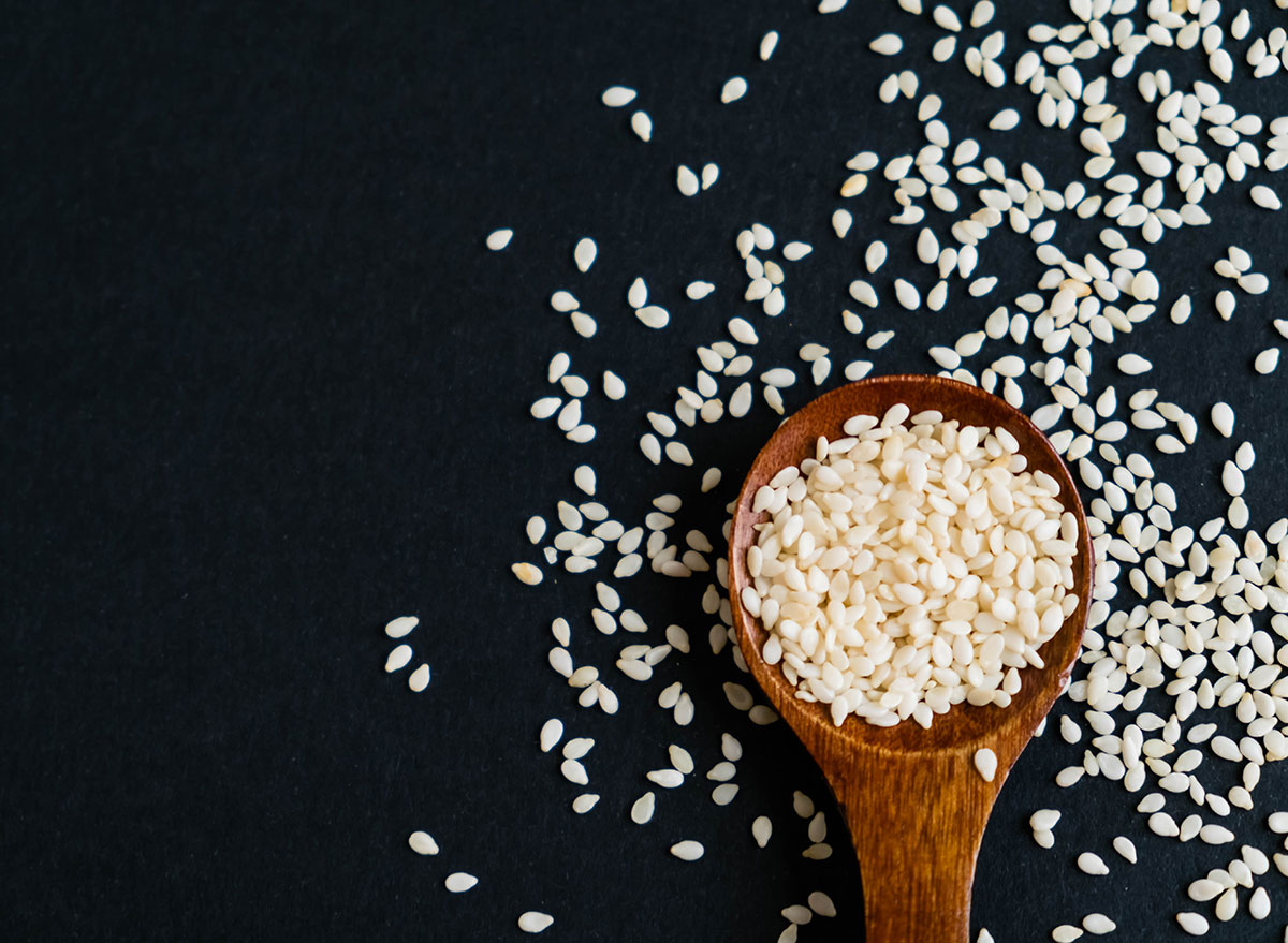 11 Amazing Benefits of Sesame Seeds and How you can Eat Them