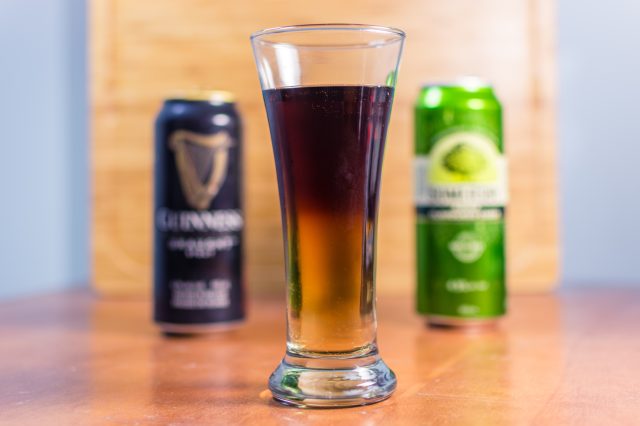 Guinness Black Velvet cocktail