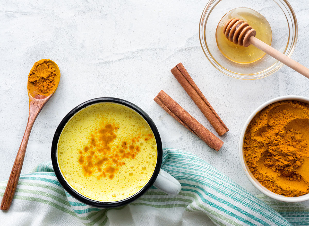turmeric latte