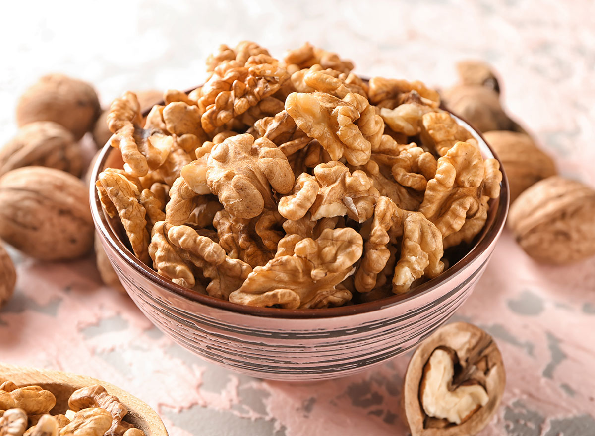 Eat walnuts to keep uric acid control, know the many benefits of consuming them