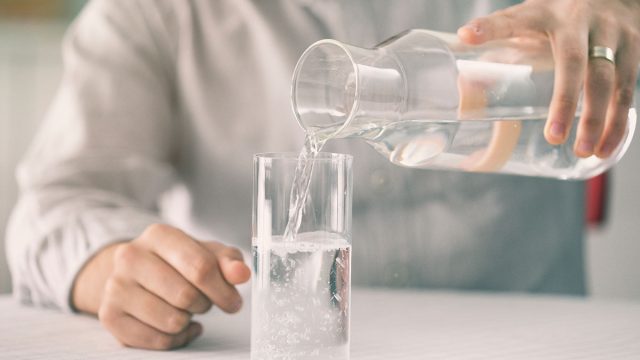 16 Ways You&#39;re Drinking Water Wrong — Eat This Not That