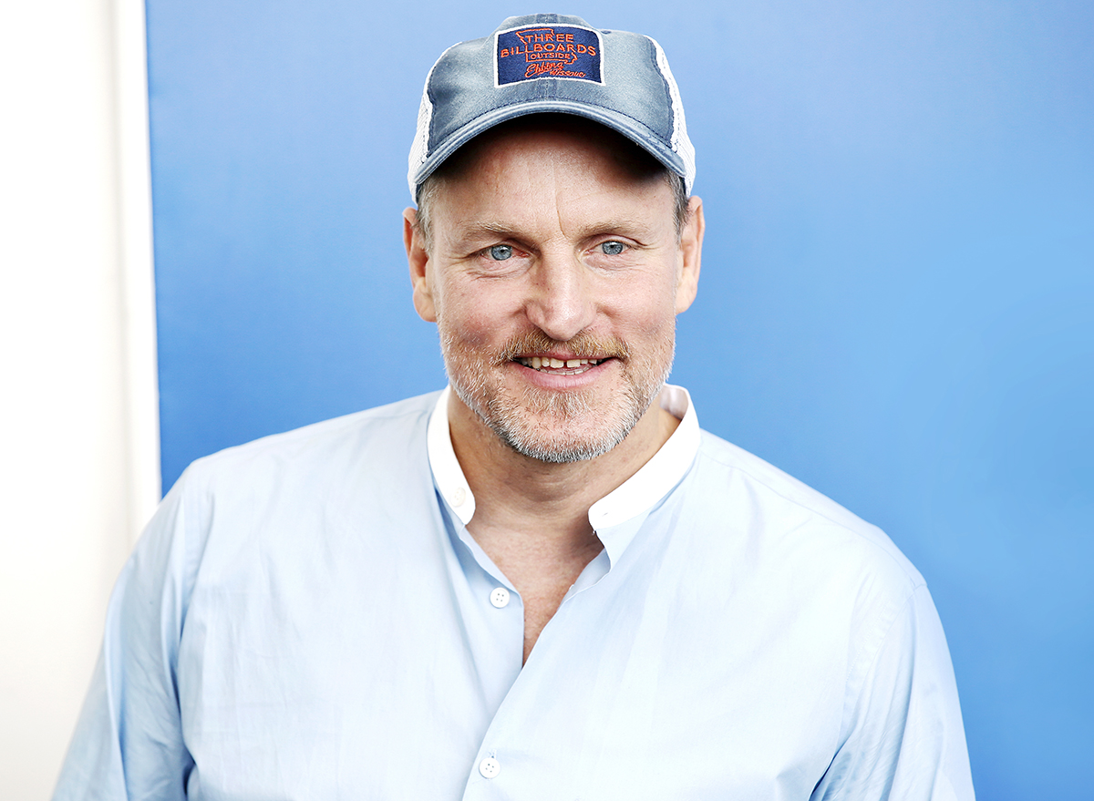 woody harrelson smiling