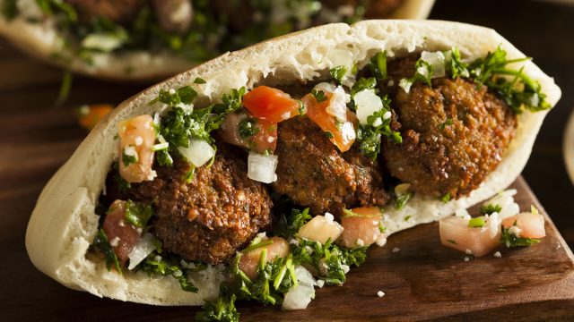 falafel, pita