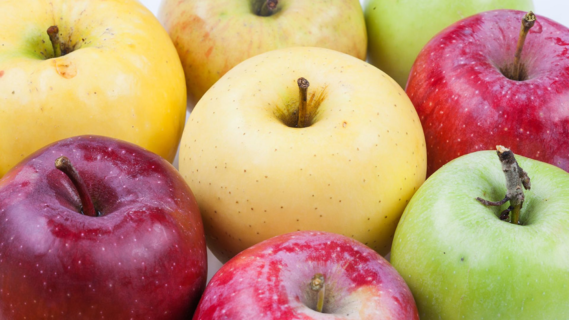 The 1 Best Apple To Eat, According to a Dietitian Eat This Not That