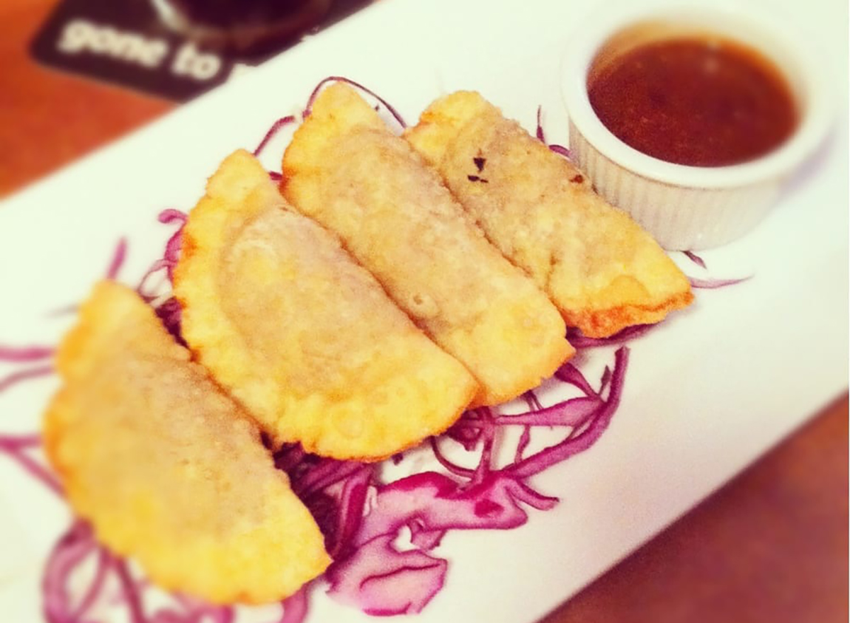 cheesesteak empanadas