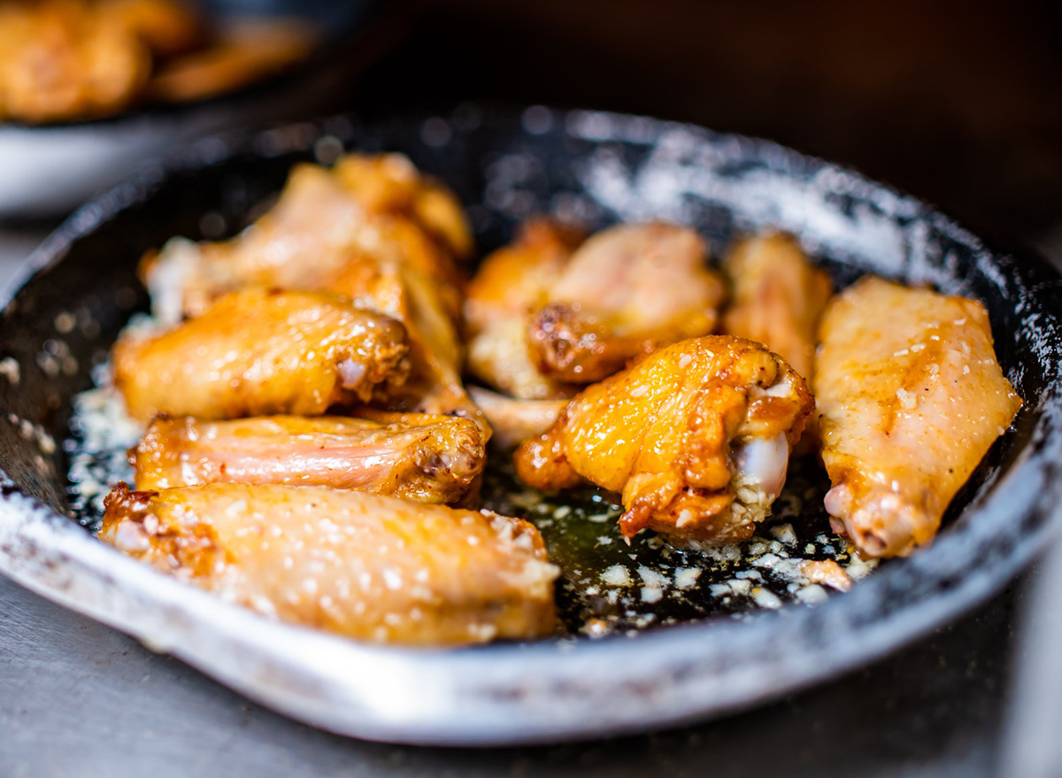 plate of chicken wings