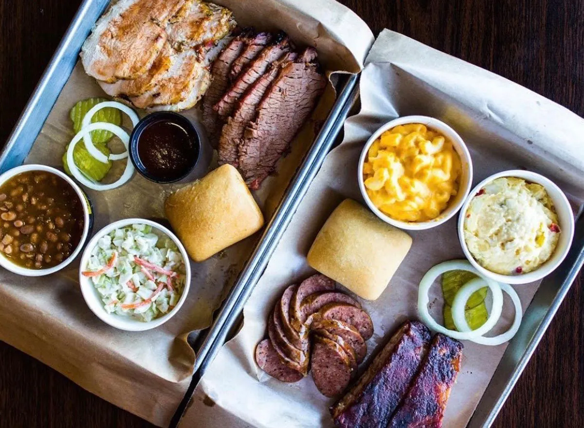 Thanksgiving Dinner Dickeys Barbeque Pit Locations Pulled Pork