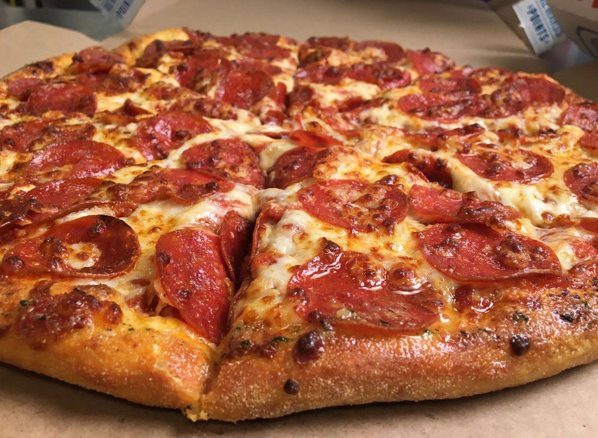 Pepperoni Pizza Delivery Near Me - Best Pepperoni Pizza Toppings