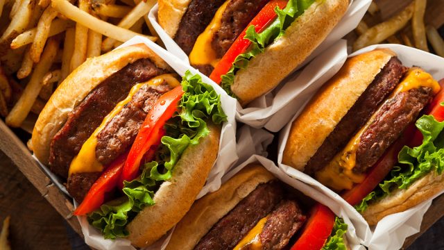 the-most-popular-fast-food-burgers-right-now-eat-this-not-that