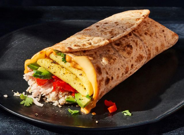 panera bread chipotle chicken egg avocado wrap