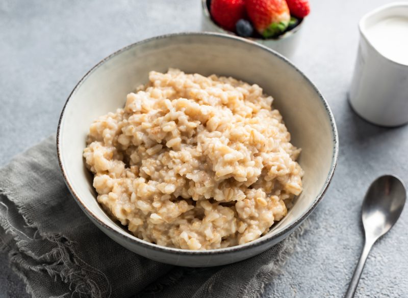 When It Comes to Oatmeal, This Is the Healthiest Kind to Buy — Eat This ...