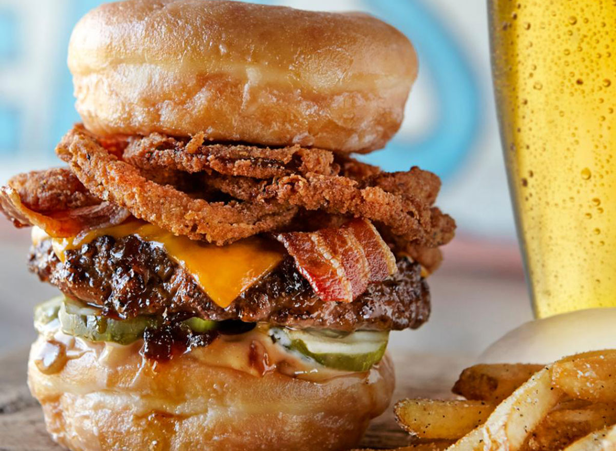 The 4 Worst New Burgers on FastFood Menus, According to RDs