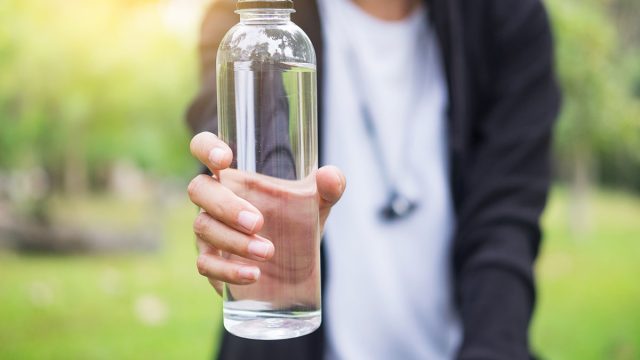 Surprising Side Effects Of Drinking Too Much Water Says Science Eat This Not That
