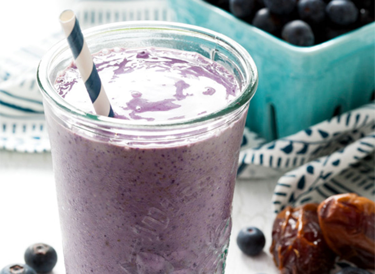 blueberry almond butter smoothie
