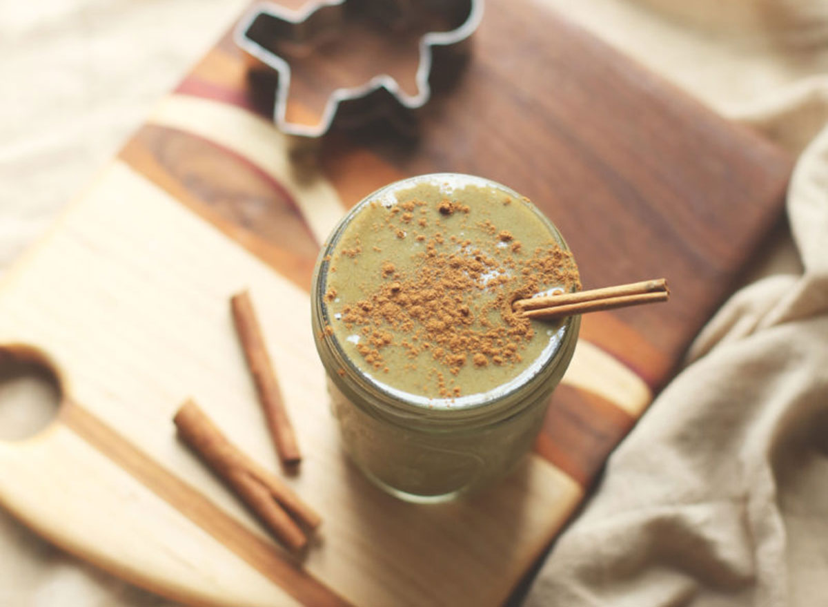 chai gingerbread smoothie