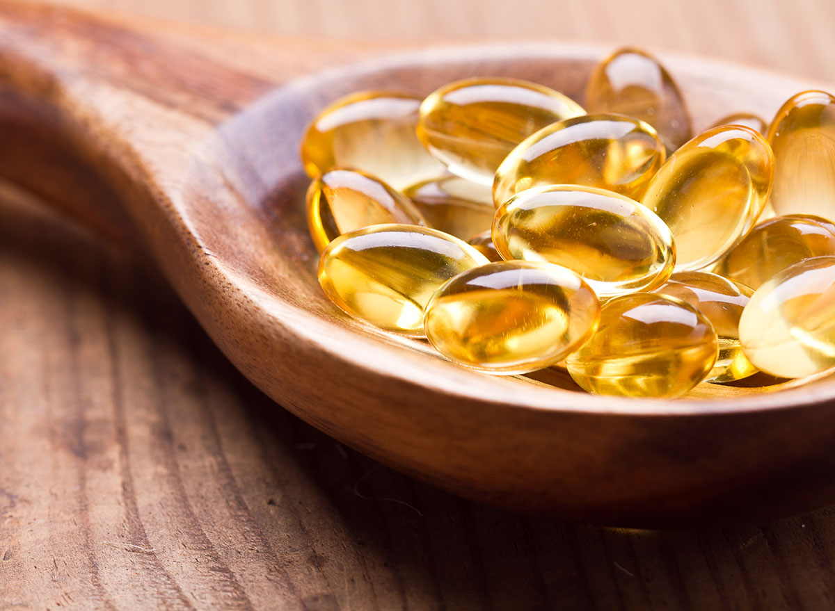 Fish Oil Supplements & Weight Loss: What the Science Says