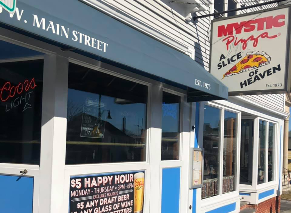 exterior of mystic pizza