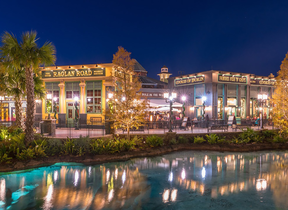 raglan road exterior in downtown disney