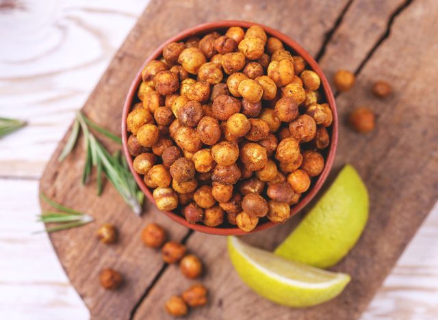 roasted chickpeas as food swap for more protein