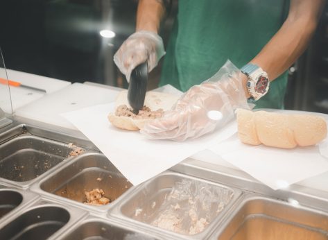 Subway Losing Restaurants for "Dirt Cheap"