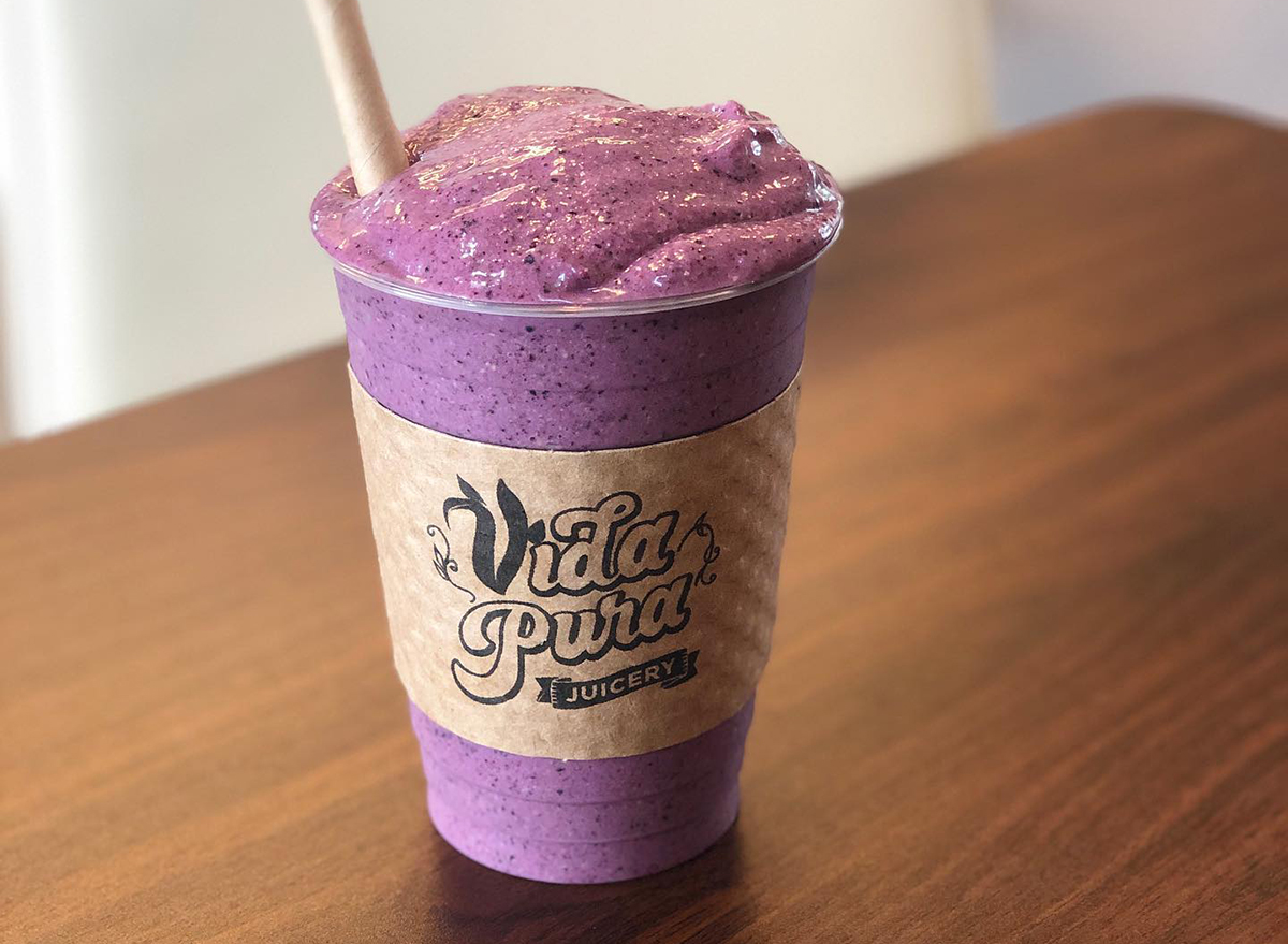 purple smoothie from vida pura juicery